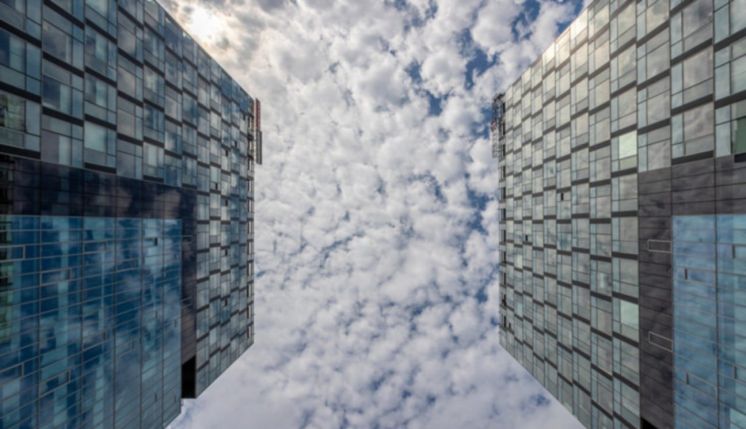 Stable occupancy and increase in revenues in challenging market conditions