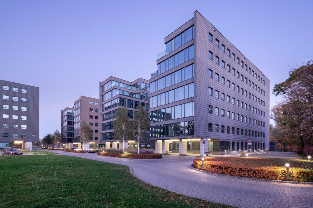 Aeropark Business Centre fot Szymon Polanski